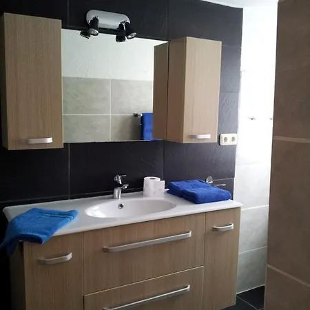 Apartment Gehoeft Nr X Zu Peccatel Vor Den Toren Von Schwerin Nahe Stoerkanal Bei Plate