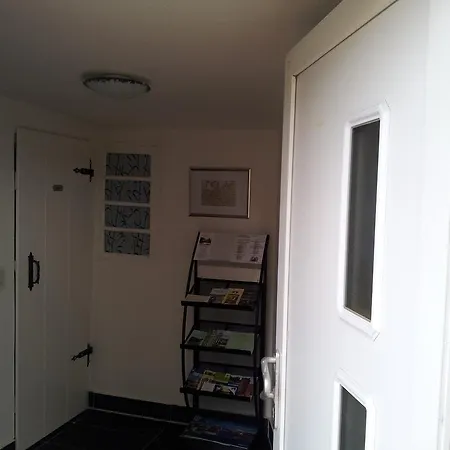 Gehoeft Nr X Zu Peccatel Vor Den Toren Von Schwerin Nahe Stoerkanal Bei Plate Apartment