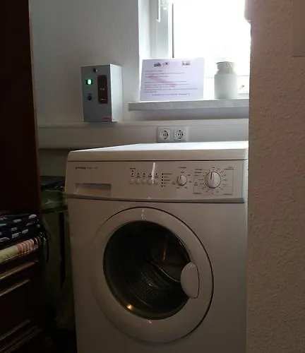 아파트 Gehoeft Nr X Zu Peccatel Vor Den Toren Von Schwerin Nahe Stoerkanal Bei Plate *