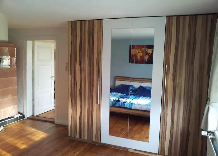 아파트 Gehoeft Nr X Zu Peccatel Vor Den Toren Von Schwerin Nahe Stoerkanal Bei Plate